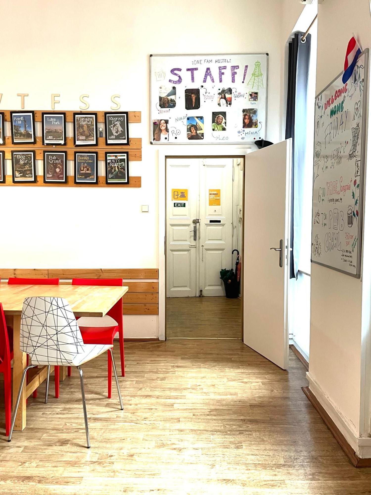 Onefam Home Prague Ngoại thất bức ảnh